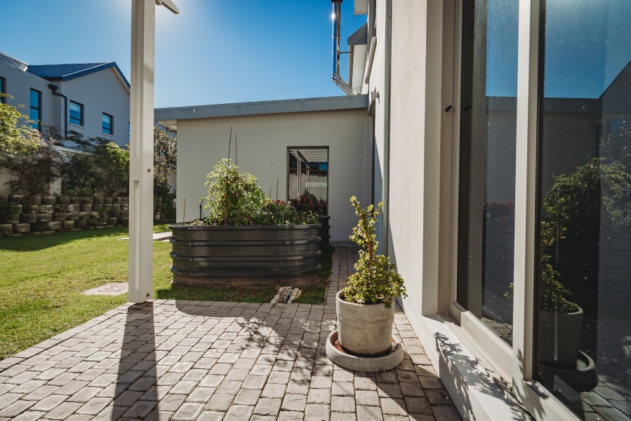 4 Bedroom Property for Sale in Kingswood Golf Estate Western Cape